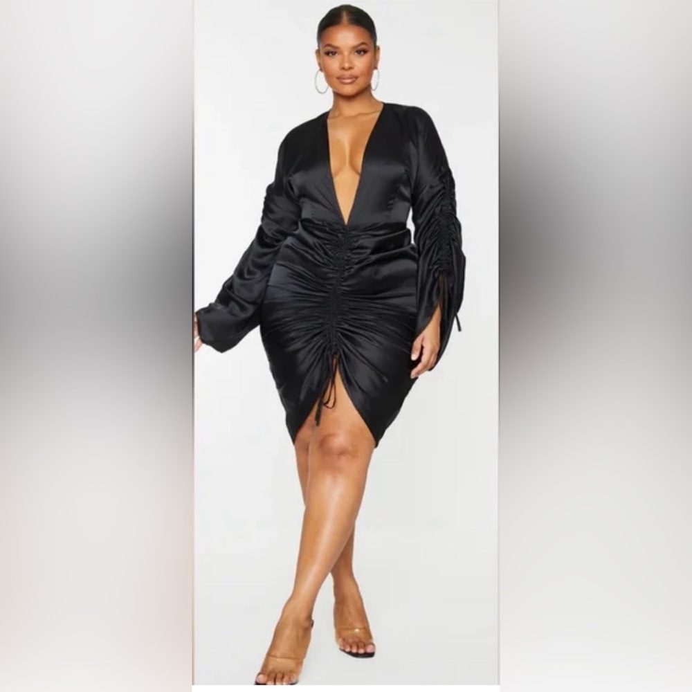 PrettyLittleThing Black Long Sleeve Dress